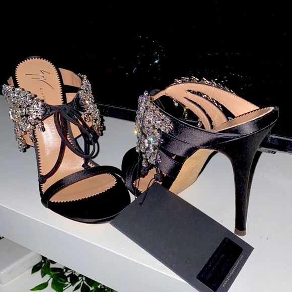 BNIB stunning satin and crystal mules by Giuseppe Zanotti. Never worn! - Picture 3 of 9